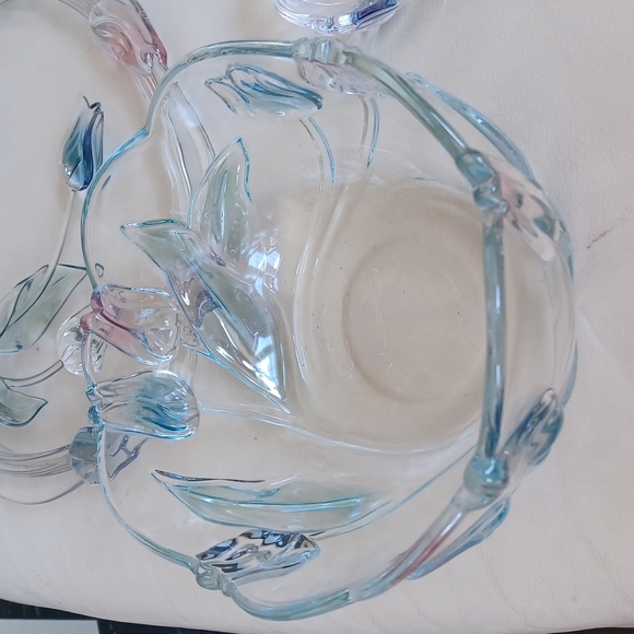 Mikasa Crystal 14 1/4 inch raised Cake Plate, 8" round bowl, 6" heart bowl set - Picture 4 of 6